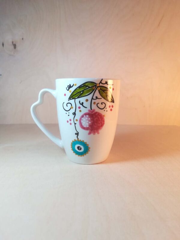 Pomegranate blue-eye mug